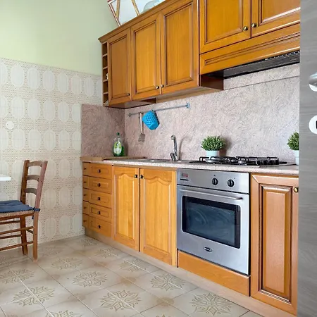 Only Teenager - Baia Apartment *