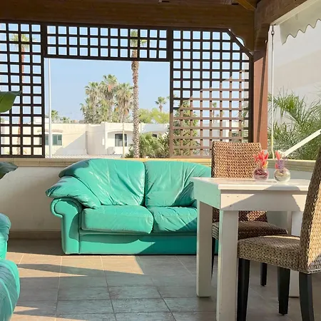 Only Teenager - Baia Apartment *